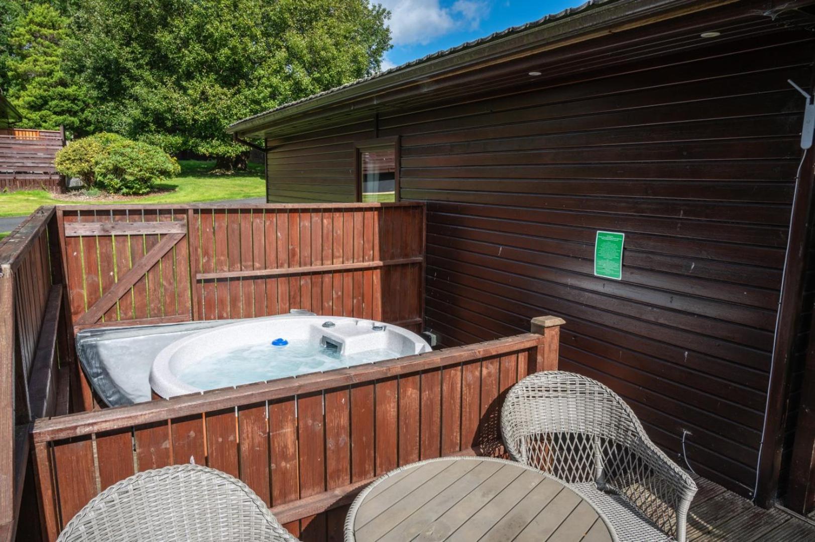 Bluebell Lodge 4 With Hot Tub Newton Stewart Exterior foto